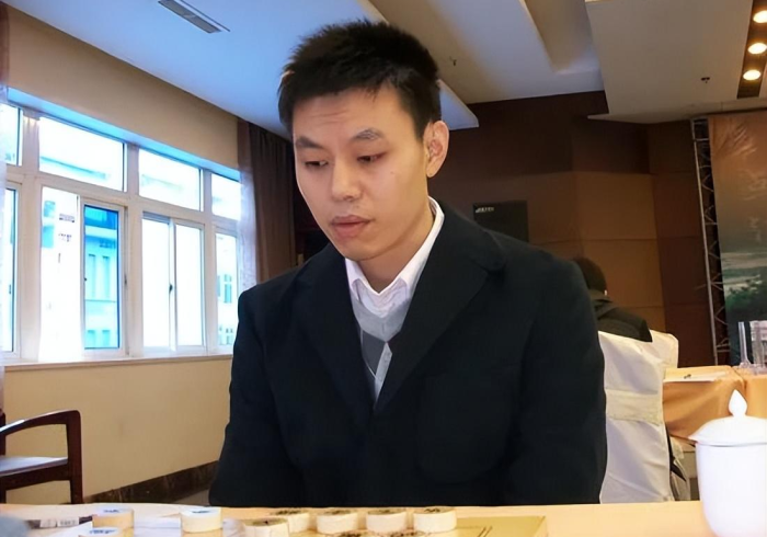 4分钟讲解＂填大坑棋牌小程序有啥漏洞没(确实真的有挂)